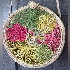 New Columbia Handmade straw bag